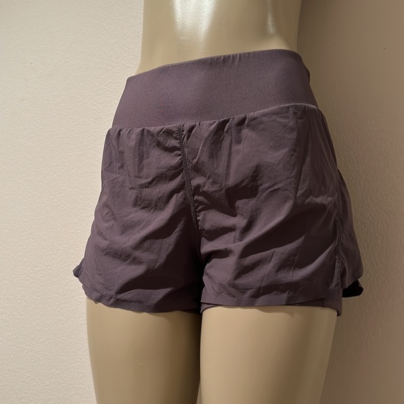 Flowy running/yoga shorts - Picture 2 of 7